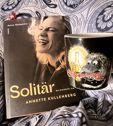 Boken Solitär och kaffe på sängen