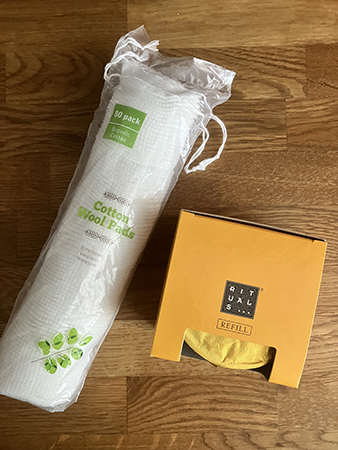 Bomullsrondeller och Rituals lotion refill
