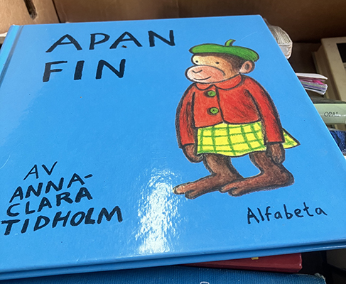 Boken Apan Fin Emmaus