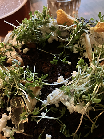 Kantarellmacka med västerbottenost Restaurang Hantverket