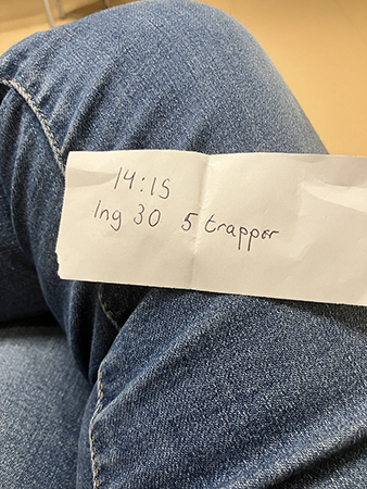 I väntrummet i 30huset