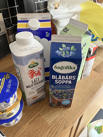 Kvarg yoghurt fil Pro viva blåbärssoppa tomatsoppa