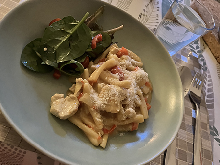 Annas pasta med chilli och kyckling och grönsaker