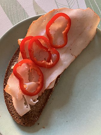 Macka med kyckling och paprika