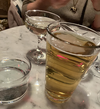 Prosecco och öl på Trattorian Sorellina