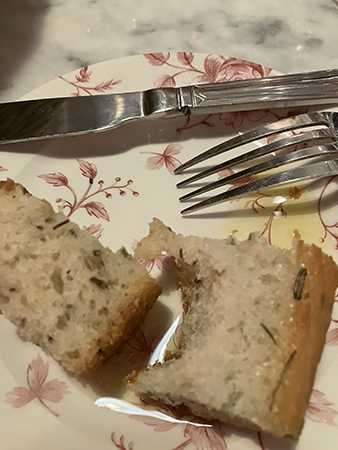 Bröd med olivolja Trattorian Sorellina