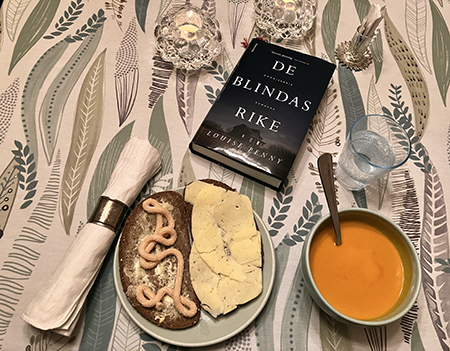 Mackor tomatsoppa och boken De blindas rike