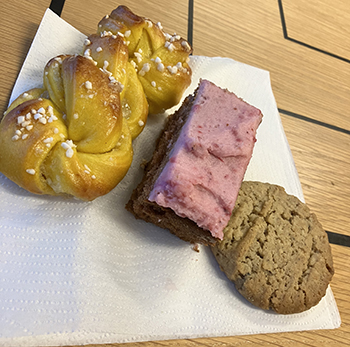 Saffransbröd mjuk kaka och hård kaka