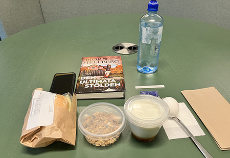 Lunch med boken Den ultimata stölden