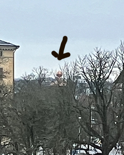 Knoppen på Gustavianum är ny