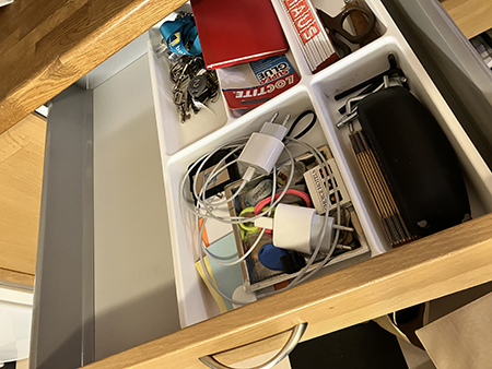 Diverselådan efter rensning