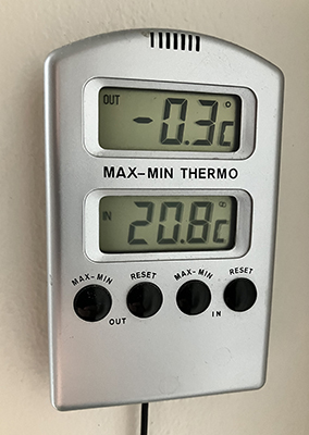 Minus noll komma tre grader 26 mars 2024
