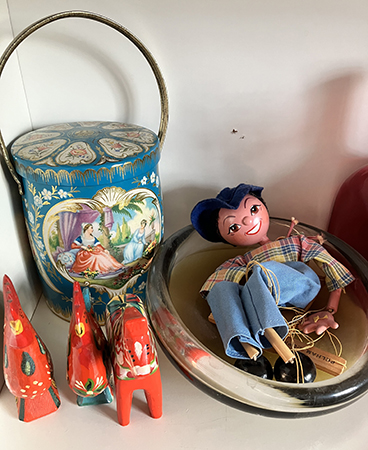 Tuppar dalahäst kexburk Televinken askkopp i glas