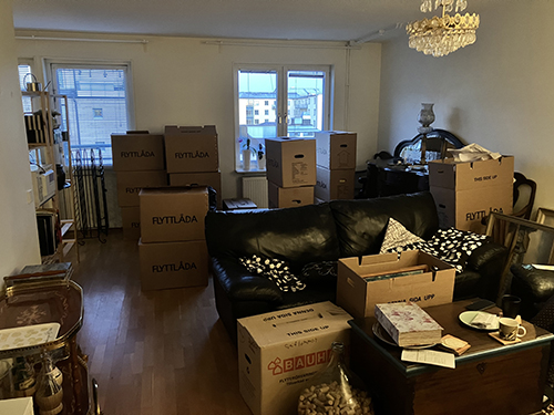 Färre flyttlådor i Salen