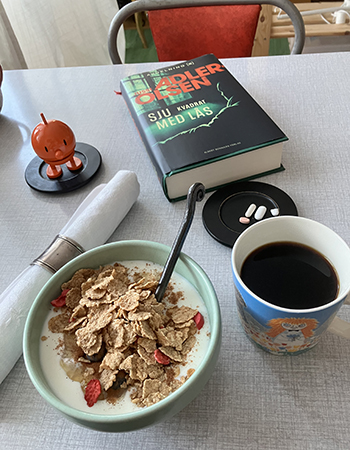 Måndagsfrukost med Hopptimisten och boken Sju kvadrat med lås