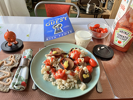 Onsdagsmiddag kycklingkorv och makaroner