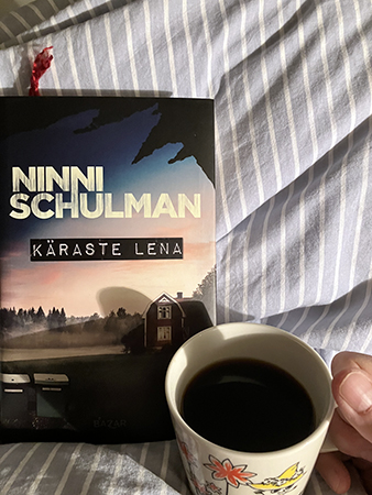 Boken Käraste Lena o kaffe på sängen