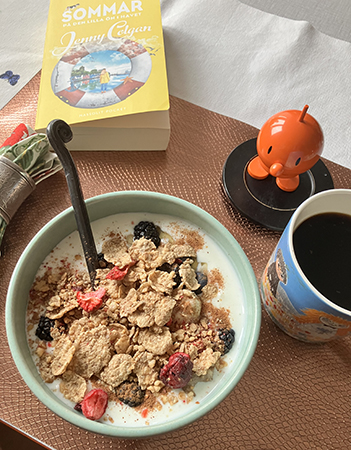 Frukostfil med familjen