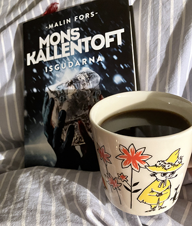 Isgudarna och kaffe på sängen