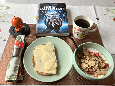 Tidig frukost med Hopptimisten och Isgudarna