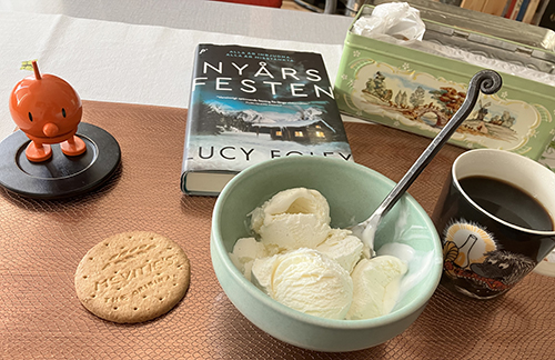 Glassfika med Hopptimisten och boken Nyårsfesten