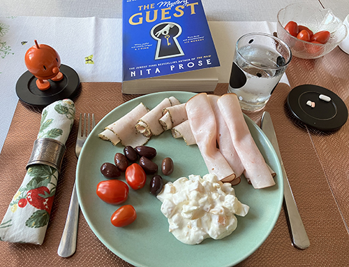 Kallskuren kalkon och kyckling med mimosallad tomater oliver Hopptimisten och The Mystery Guest