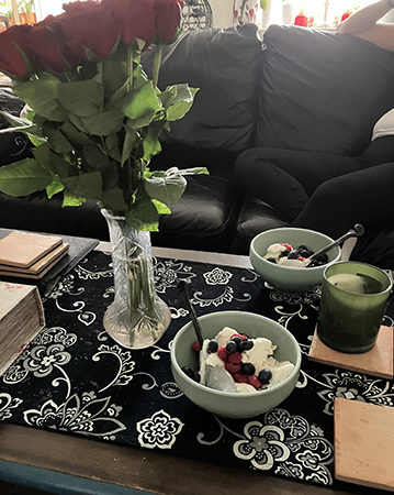 Rosor och glass med T