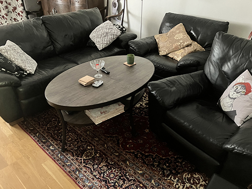 Soffhörnan kompletterad med nytt soffbord