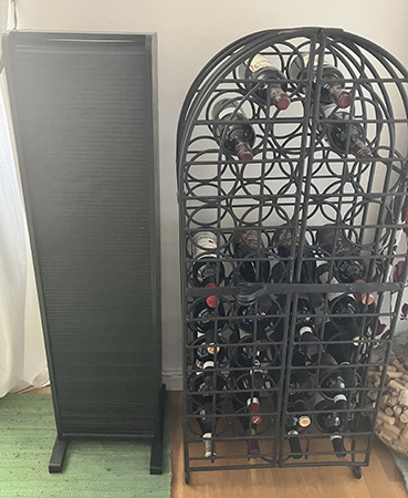 CDskåpet och vinskåpet