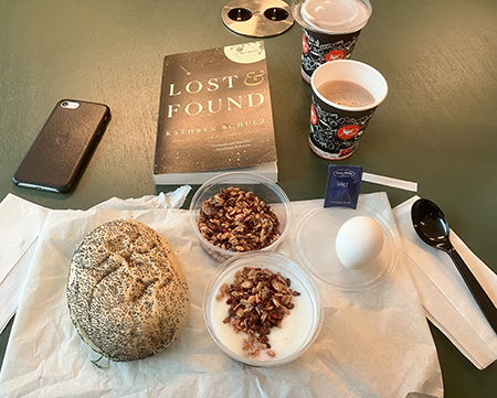 Jobblunch med svart sked