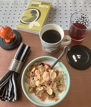 Torsdagsfrukost med Hopptimisten och boken Sodomsäpplet Torsdagsfrukost med Hopptimisten och boken Sodomsäpplet