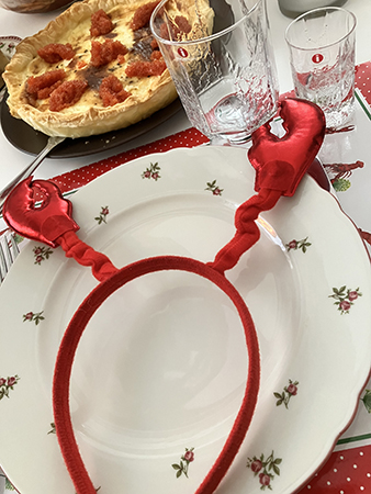 Kräftdiadem och västerbottenpaj hos Anna