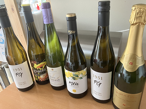 Vinerna i vinlådan Kräftskiva från Vinoteket