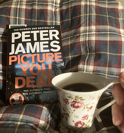 Picture you dead o kaffe på sängen