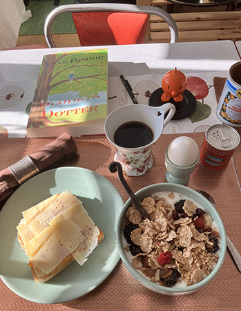 Söndagsfrukost med Hopptimisten och Blodets dotter