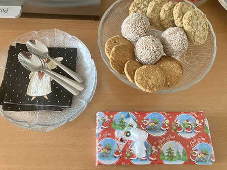 Söndagsfika och julklapp