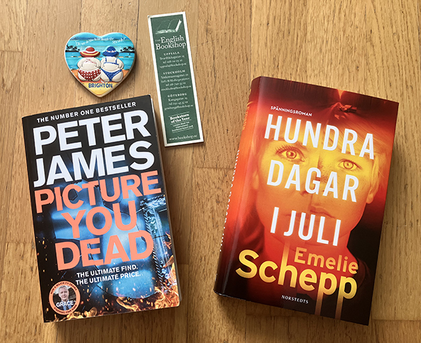 Böckerna Picture you dead och Hundra dagar i juli