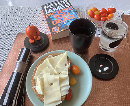 Kaffe o mackor tomater Hopptimisten och Picture you dead