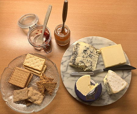 Ostbricka kex marmelad