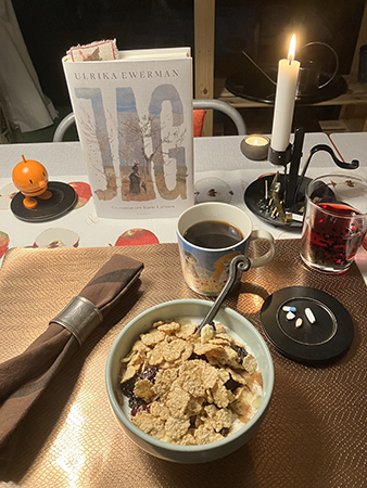 Torsdagsfrukost med Hopptimisten boken Jag och tända ljus