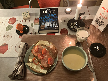 Thaisoppa mackor Hopptimisten Tolv otämjda hästar