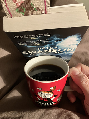 Slutet av Värd att döda och kaffe på sängen