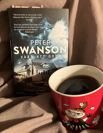 Boken Värd att döda och kaffe på sängen