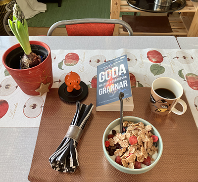 Filfrukost med Hopptimisten hyacint o Goda grannar