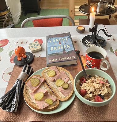 Fil och leverpastejmackor Längst in i skogen o Hopptimisten