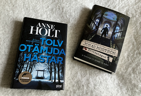 Böckerna Tolv otämjda hästar och Drottningen