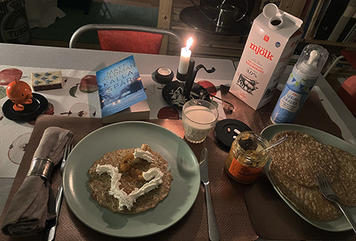 Pannkakstorsdag med Hopptimisten Kalla spår o tända ljus