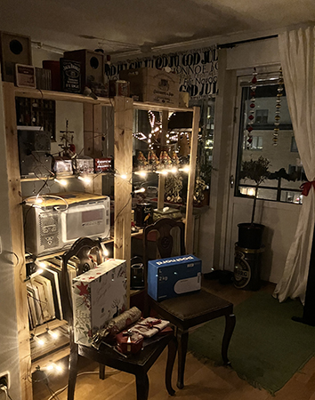 Granbelysningsslinga i lagerhyllan