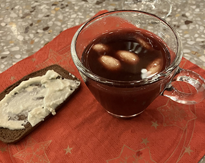 Pepparkaka med äldeloströra o glögg julbord Frans