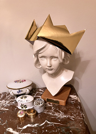 Påskliljan med guldkrona